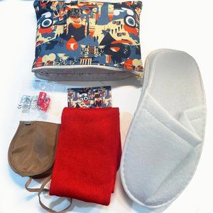 Travel Plane Train Set White Slippers Red Socks Earplugs Beige Sleep Mask w Case